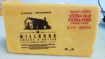 Millbank Extra Old Cheddar (1 lb)